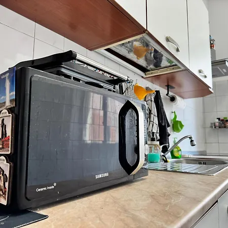Banksy Urban Apartman